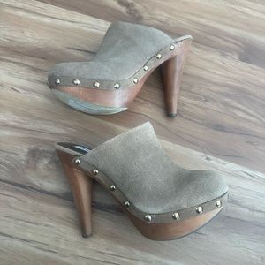 Brown studded Steve Madden heeled clogs size 7